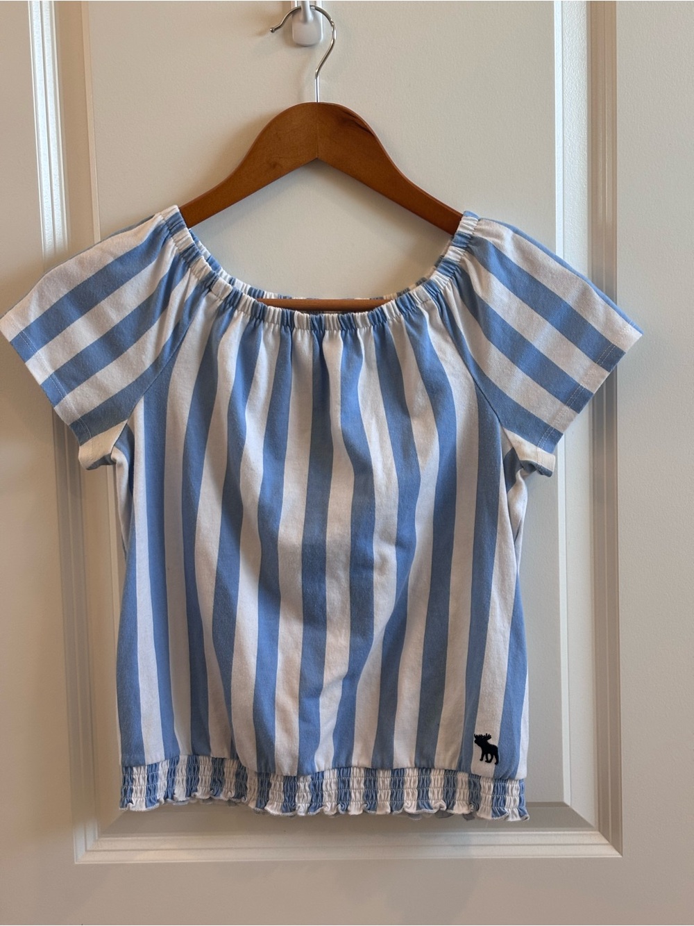 abercrombie kids Blue and White Striped Short Sleeve Tee